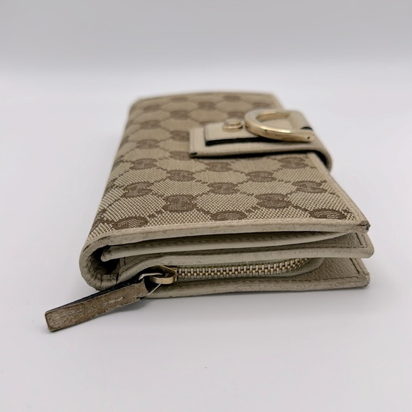 Authentic GUCCI GG Beige Canvas Gold Leather Zip Long Wallet - Picture 3 of 16